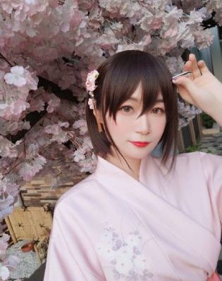 小肉饼我可以吃一下吗_1080P在线观看高清