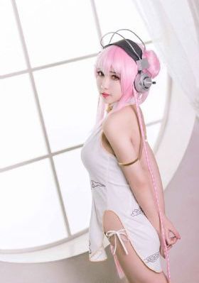 狠狠久久久久久综合成人精品_1080电影免费在线
