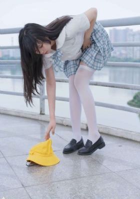 阿根廷同影巜男色假期_4K免费观看