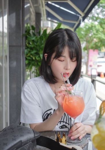 中文字幕婷婷_720BD在线观看