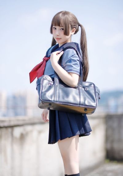 小骚货不穿内裤上_BD韩语日韩免费观看